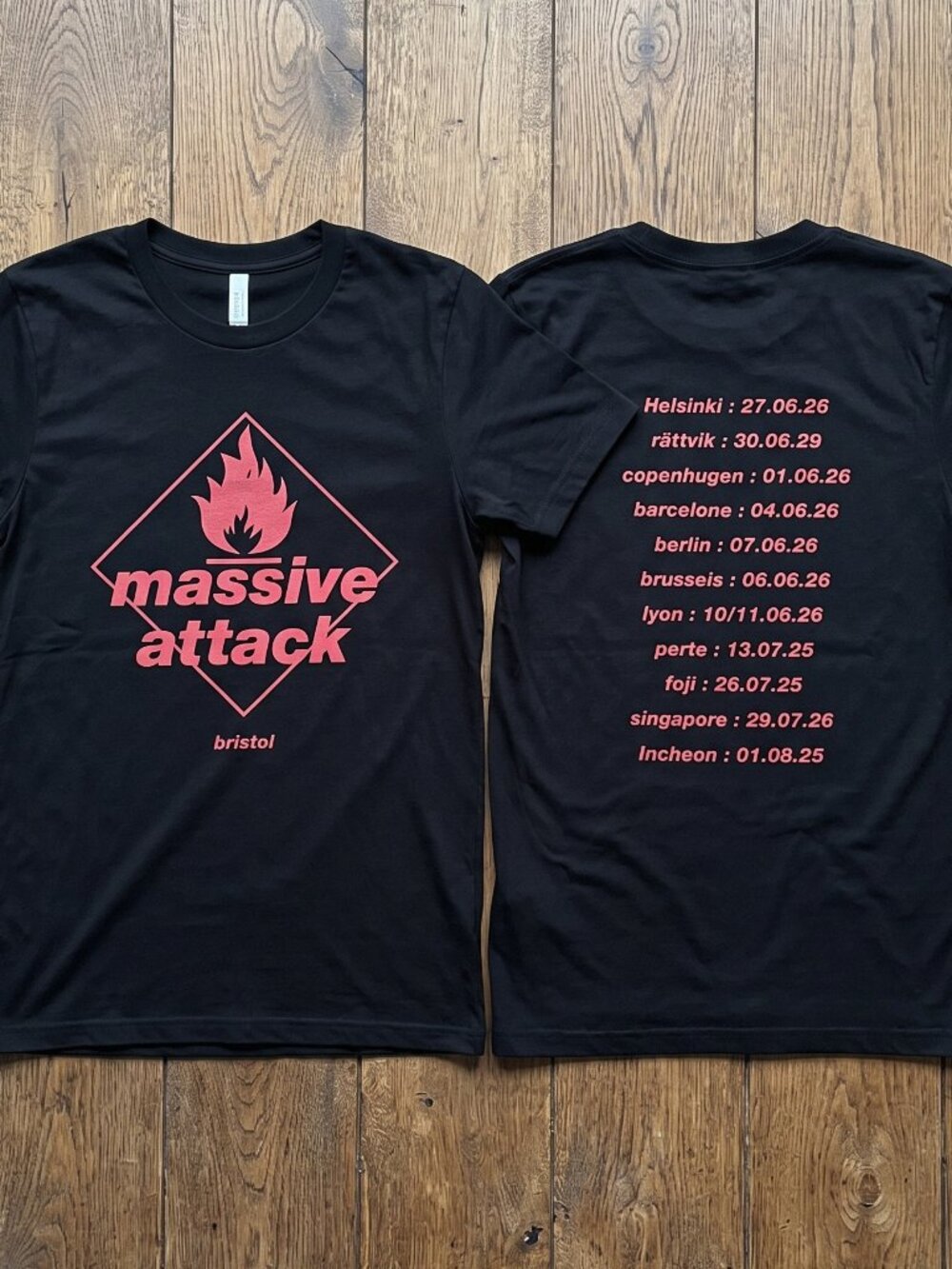 HOT Massive Attack Concert Tour 2026 Merch T-shirt Reprint